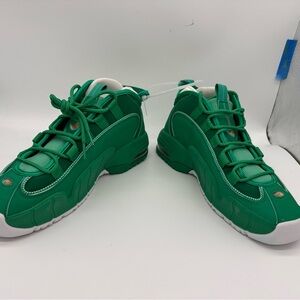 Green High-Top Sneakers with Modern Silhouette